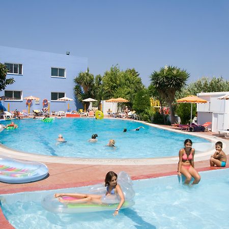 Hotel Asteria Agios Kirykos  Ngoại thất bức ảnh