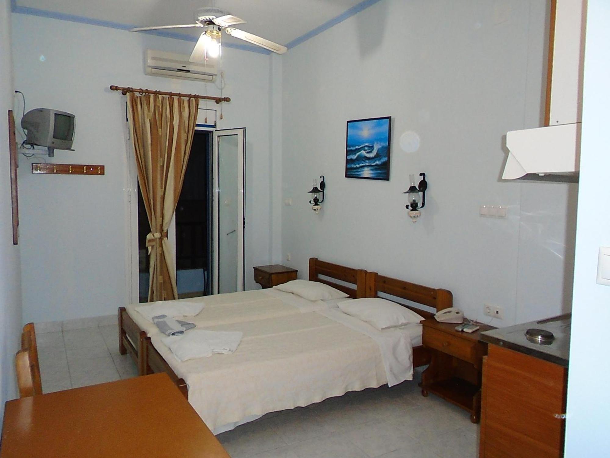 Hotel Asteria Agios Kirykos  Ngoại thất bức ảnh