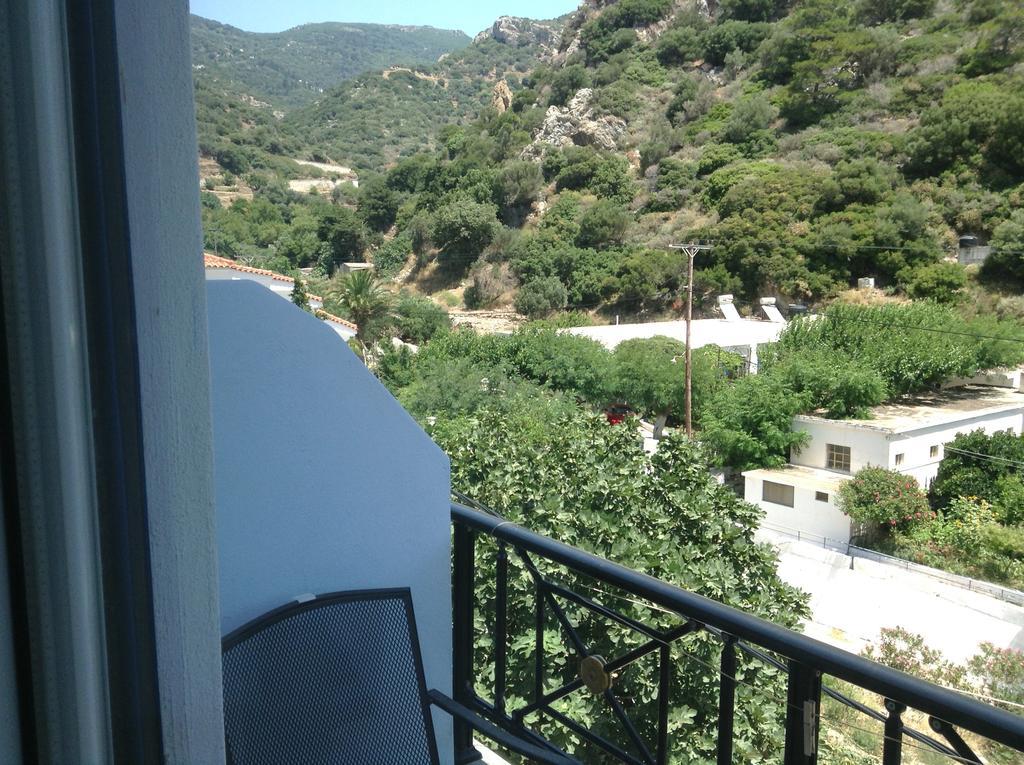 Hotel Asteria Agios Kirykos  Ngoại thất bức ảnh