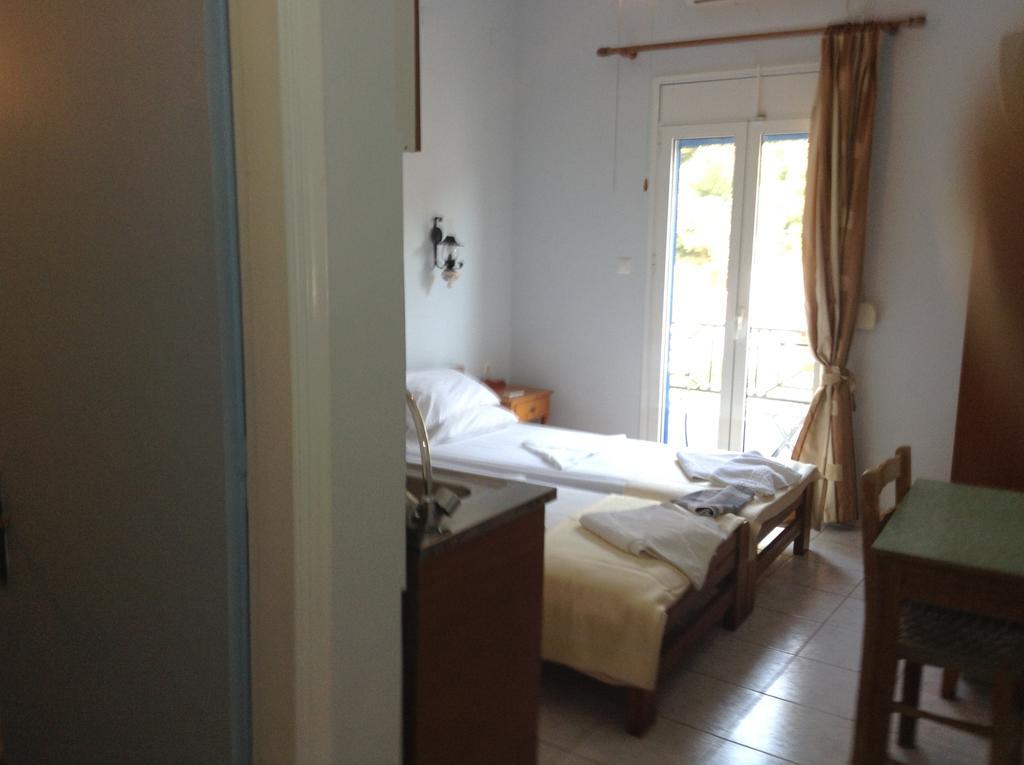 Hotel Asteria Agios Kirykos  Ngoại thất bức ảnh